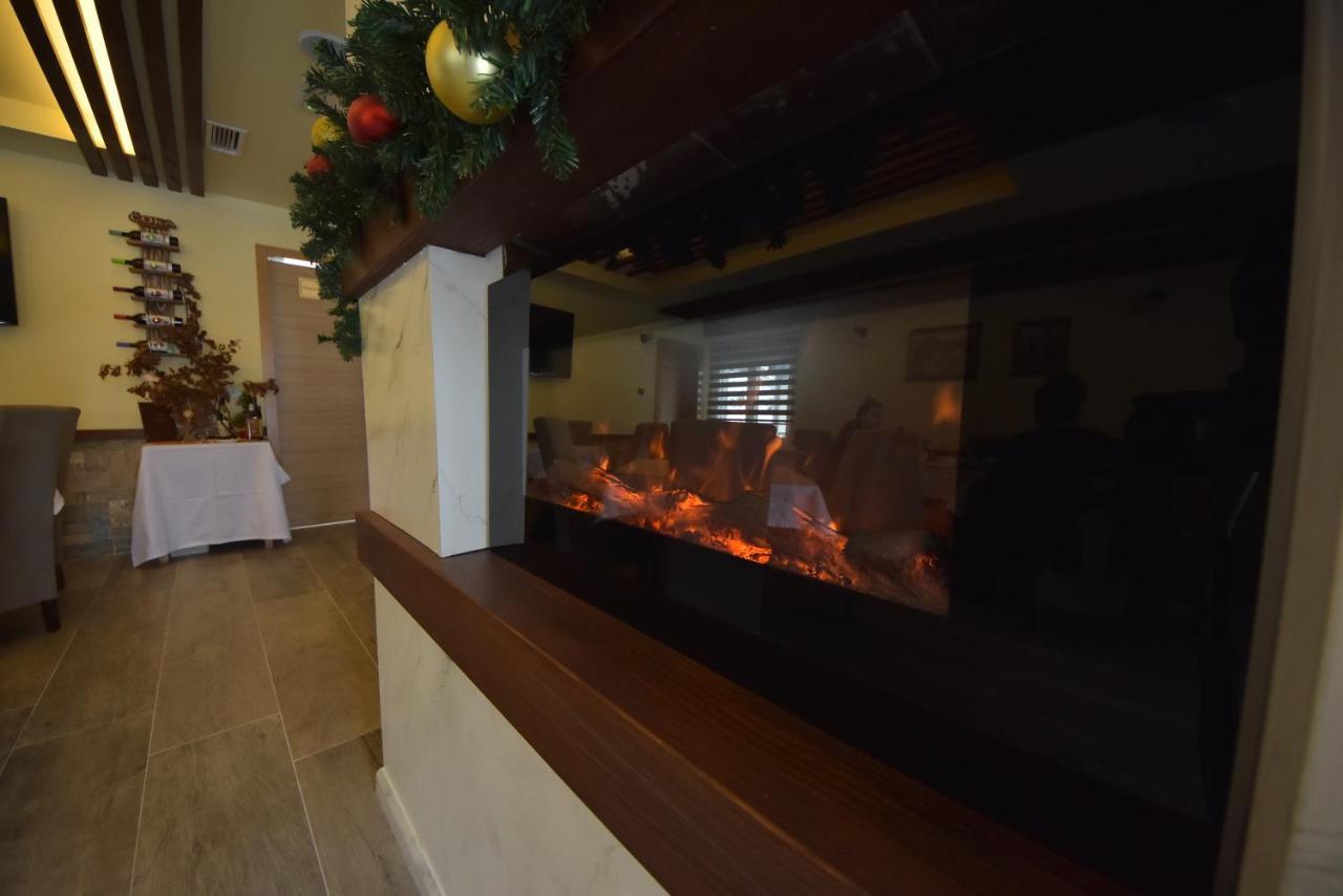 Luznjanin Restoran I Sobe Hotel Josanicka Banja Buitenkant foto
